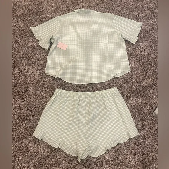 NWT Birdy Grey Frankie Tie Front Ruffle Pajama Set In Pistachio Gingham Size 1X - Picture 3 of 4